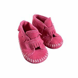 NWOT Minnetonka Pink Suede Front Strap Mocc Size 1